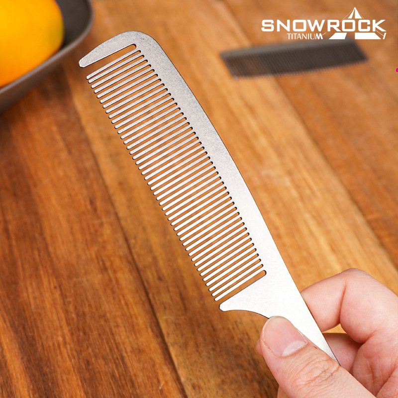 Peigne à cheveux et à barbe en - Comb Pocket Titanium avis et prix